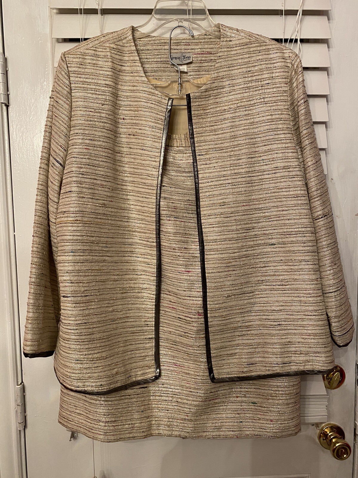 VINTAGE GRACE & TONE WOMEN&rsquo;S 2PC SUIT ONE OF A KIND