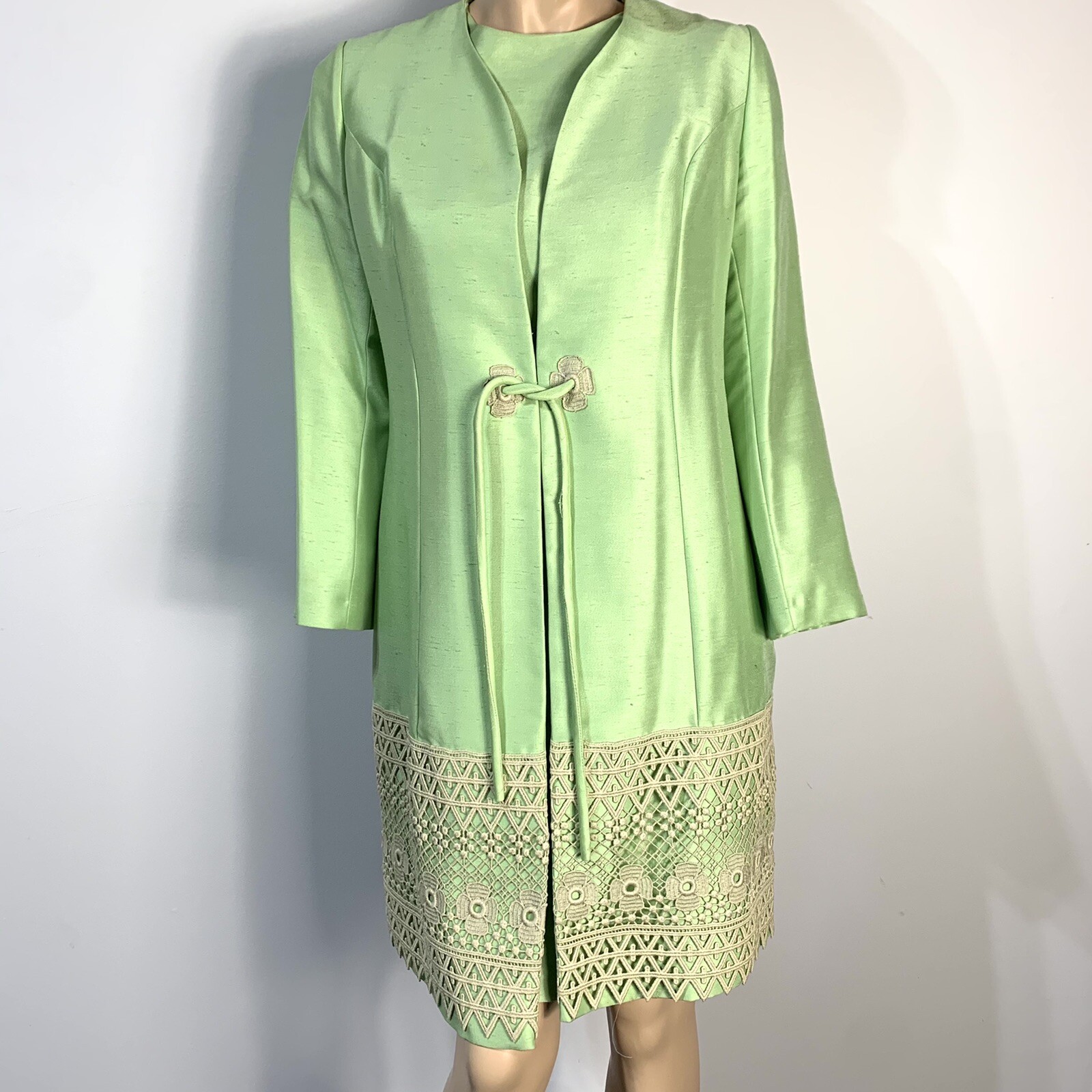 Vintage 60s Alfred Werber Suit Crochet Lace Shiny Dress Coat 12 See Description