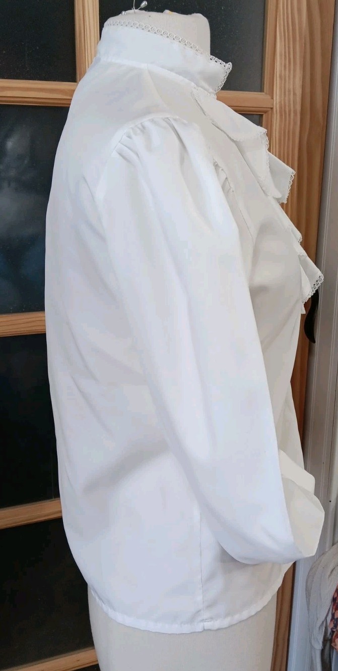Vtg Blouse High Neck Ruffle Front White Sz M Poet Lace Trim Union Label Jabot