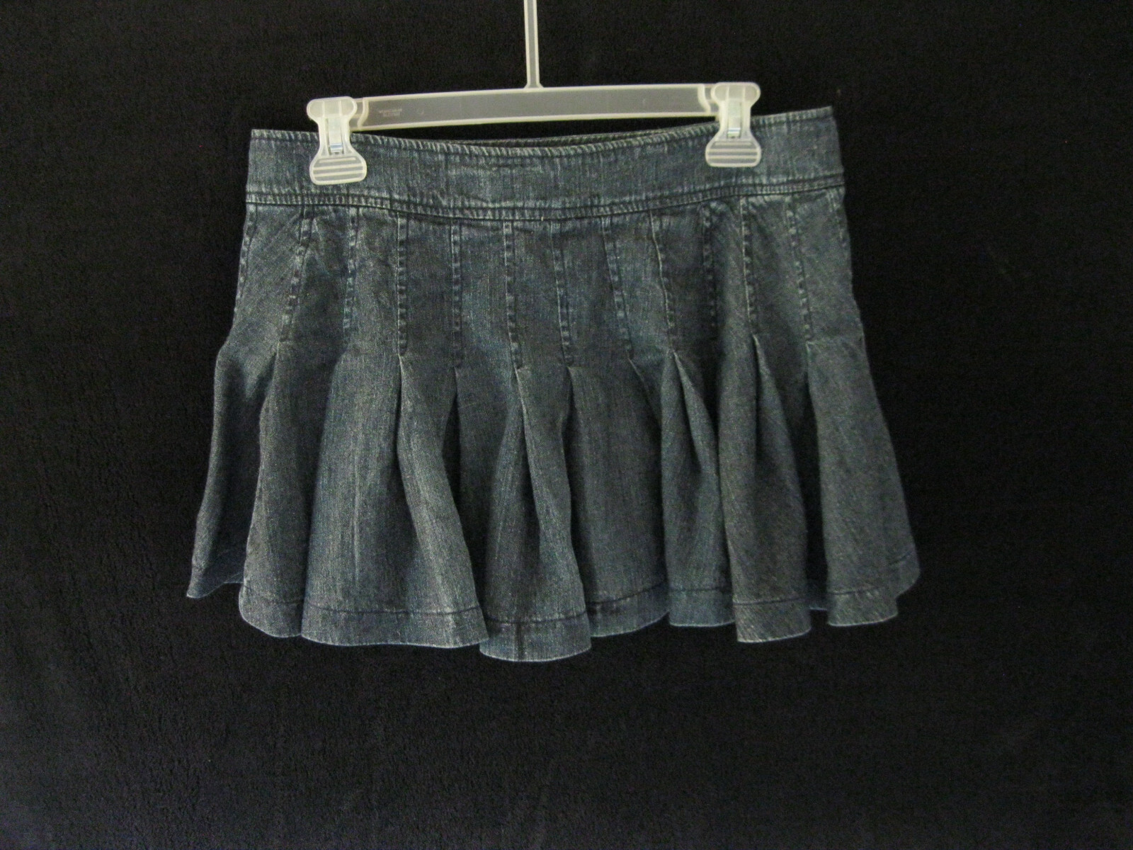 New Y2K l.e.i Denim Wrap Around Super Short Mini Skirt Heavily Pleated Sz. 5 SM.