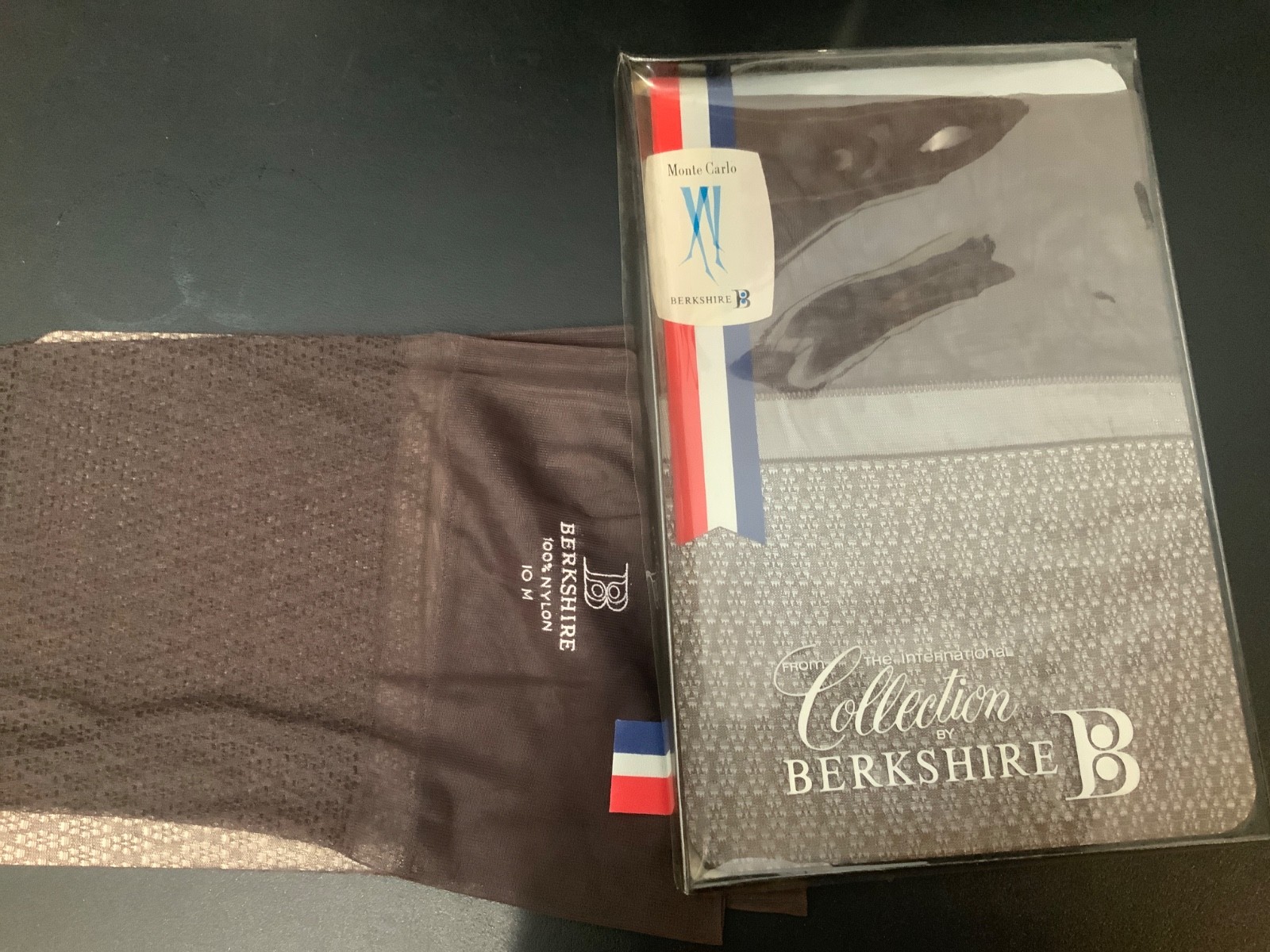 Berkshire Textured Monte Carlo Seamless Stockings 10 M Brazil RHT