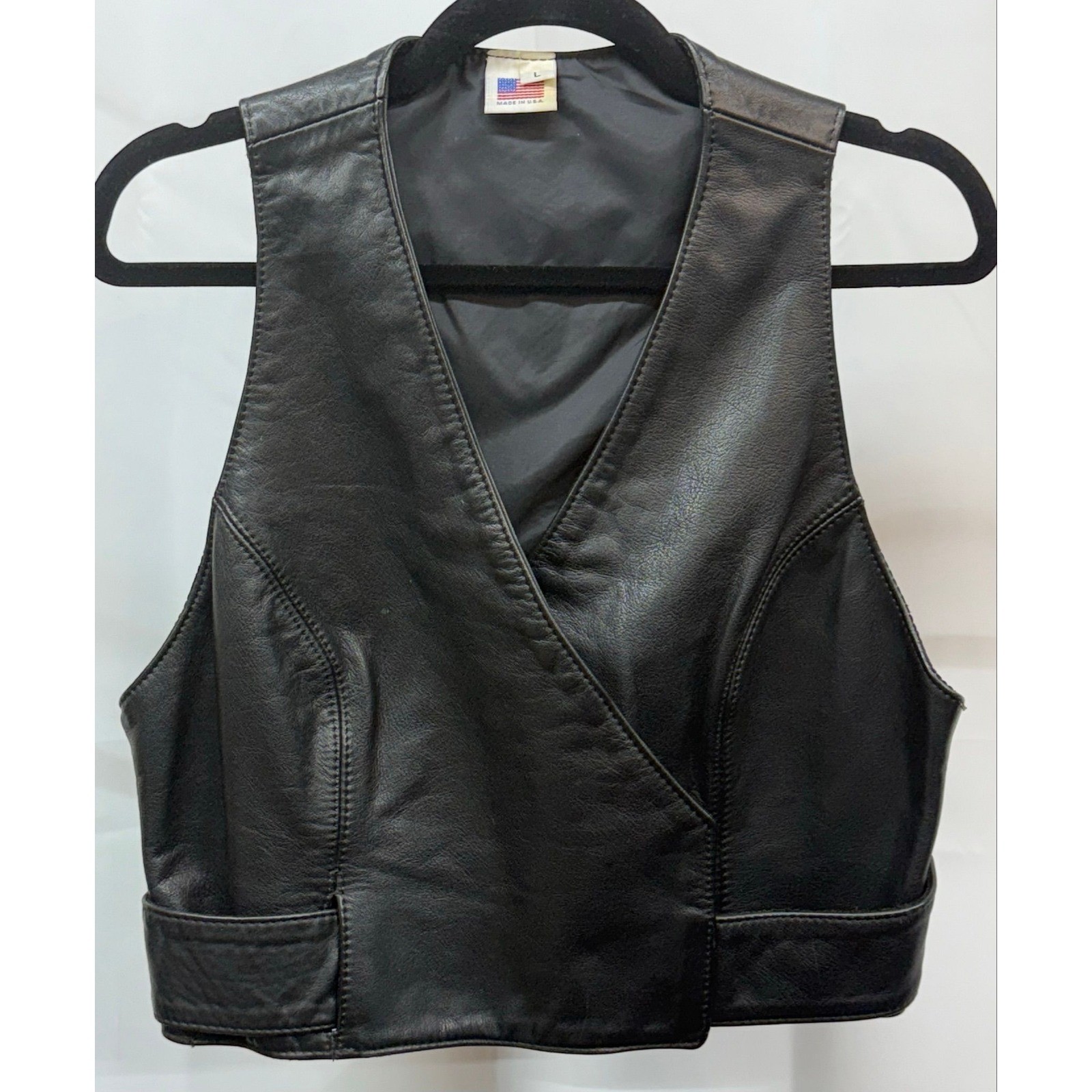 VTG Made in USA Black Leather Wrap Snap Vest Biker Rock Sz L-Runs small PTP 17&Prime;