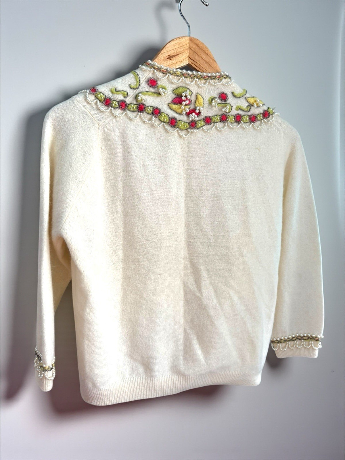 Vtg Burdine’s Sunshine All Over Beaded Ivory Cardigan Sweater Lambswool 36 Small
