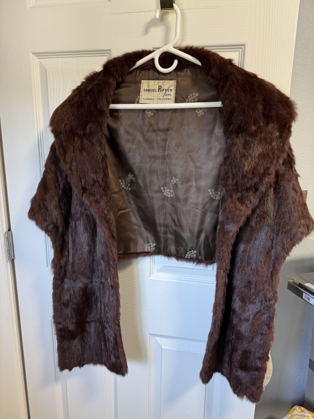 Fur Shawl Samuel Rifkin No size