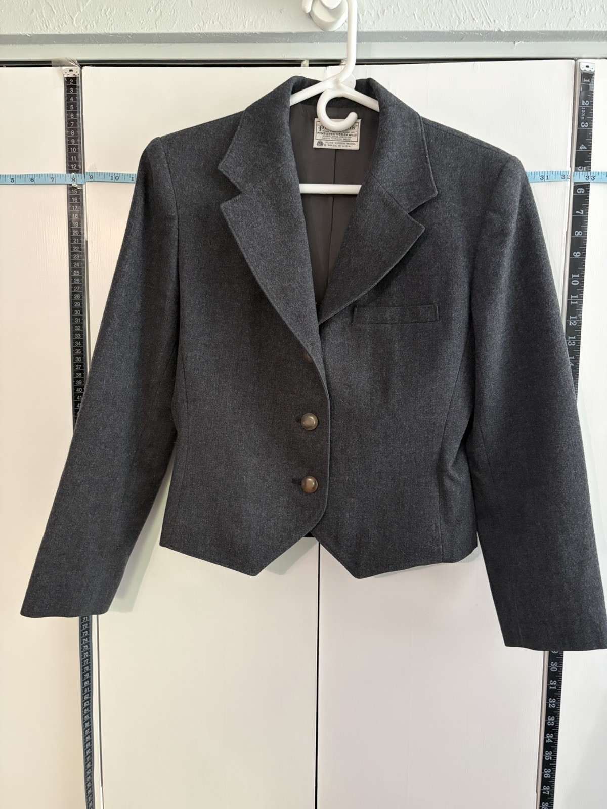 Vintage 60s Miss Pendleton Cropped Wool Blazer Sz 6 Charcoal Pointed Hem Lik New