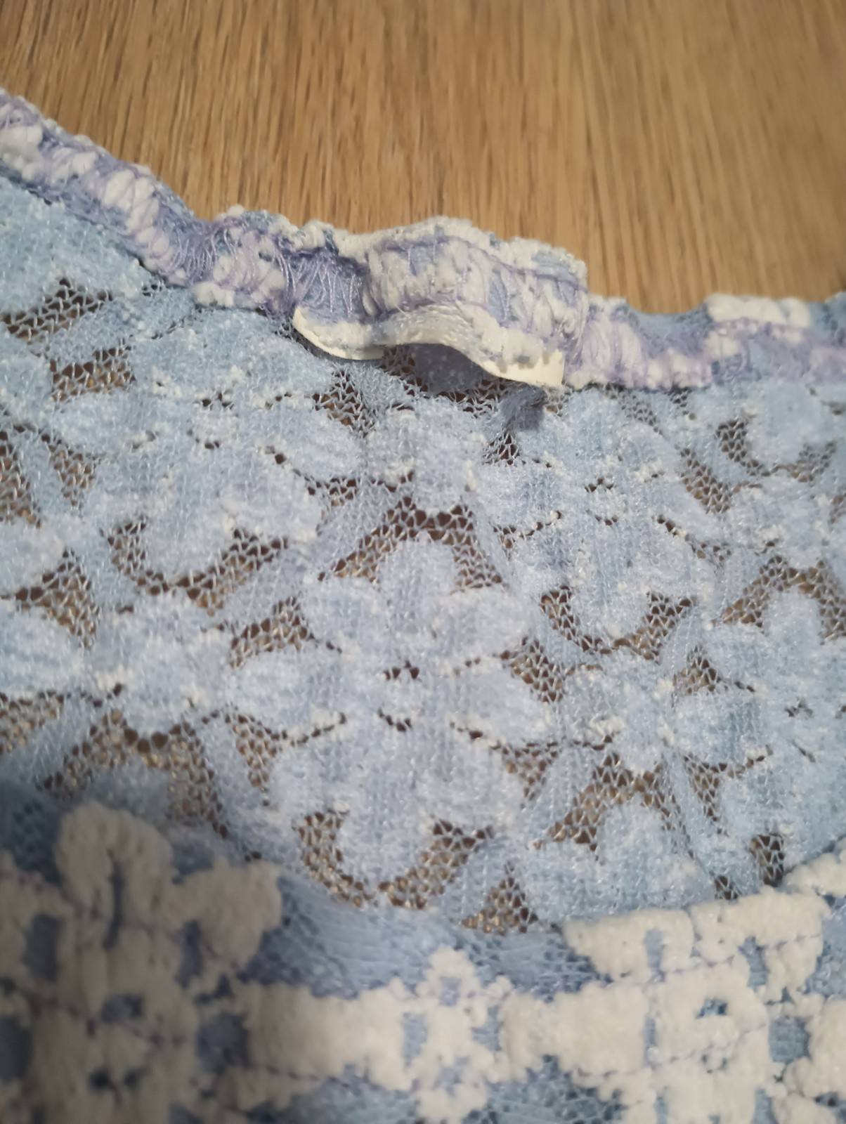 Vtg 70s Stretchy Sheer Crochet Floral Knit Powder Blue MOD Top T Shirt Blouse XS