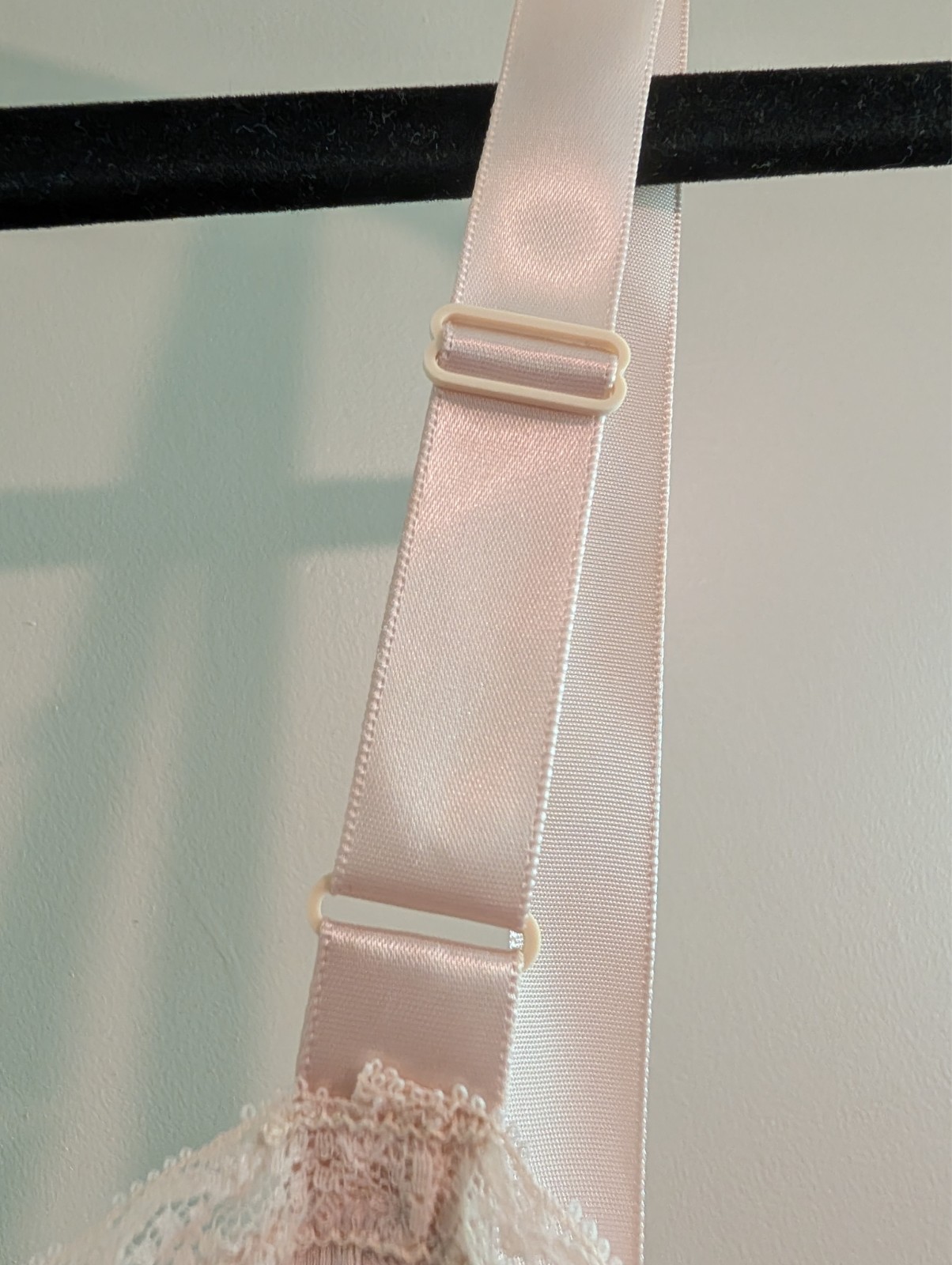 Vintage Pinehurst Beige Size 32 Full Slip Style 7184 100% Nylon MADE IN USA