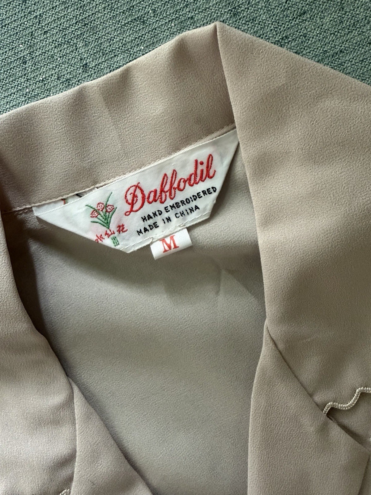 Vintage Daffodil China Hand Embroidered Blouse Short Sleeve Pale Taupe Fits XS/S