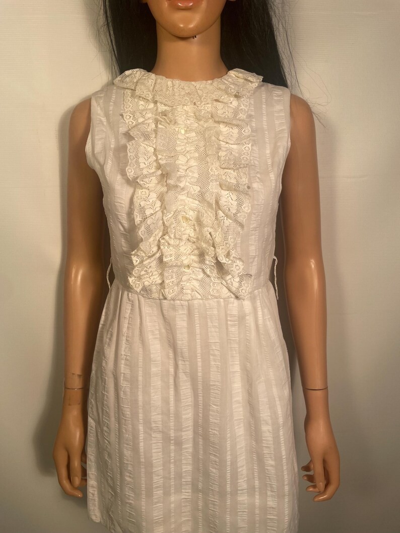 Vintage 1960s White Frilly Lace Mod Cotton Mini Dress Size XS/S