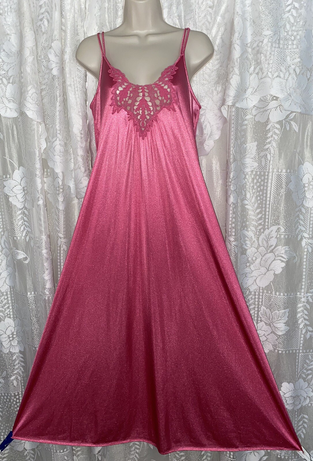 VTG M+ Raspberry Pink Princess Silky Soft Nylon Nightgown w Inset Crochet Lace