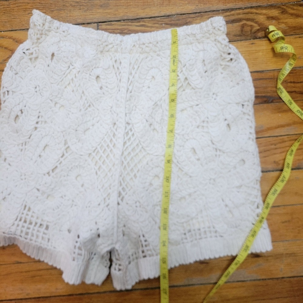 Cream Crochet Women&rsquo;s Shorts NWOT Boho Cottagecore Coastal Gma
