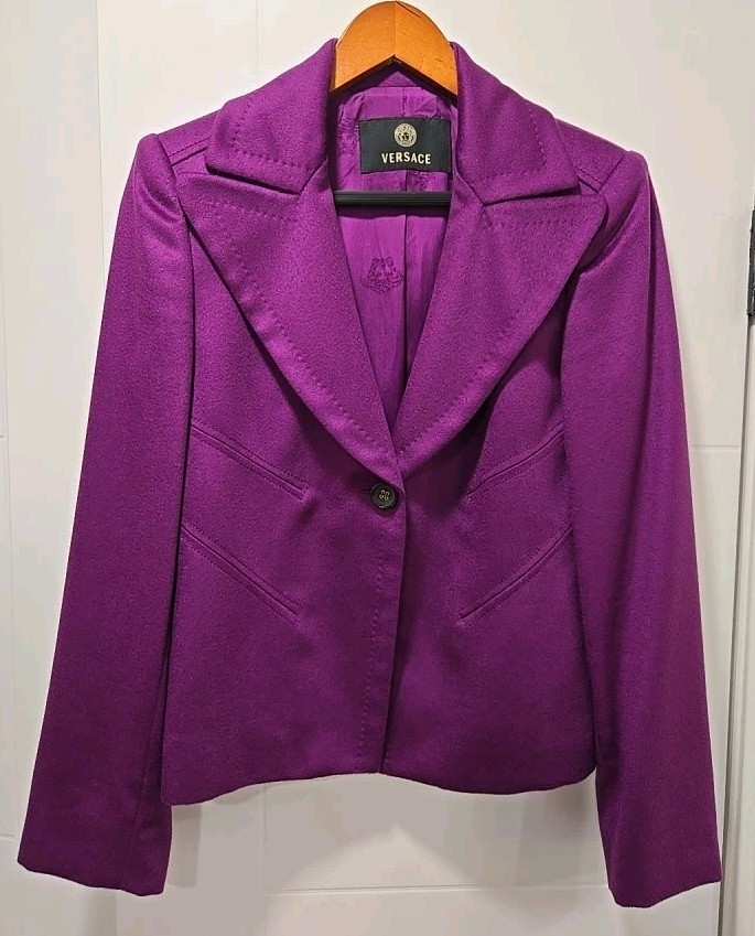Vintage Gianni Versace Couture Fuchsia Wool Jacket Size 42 (B4)