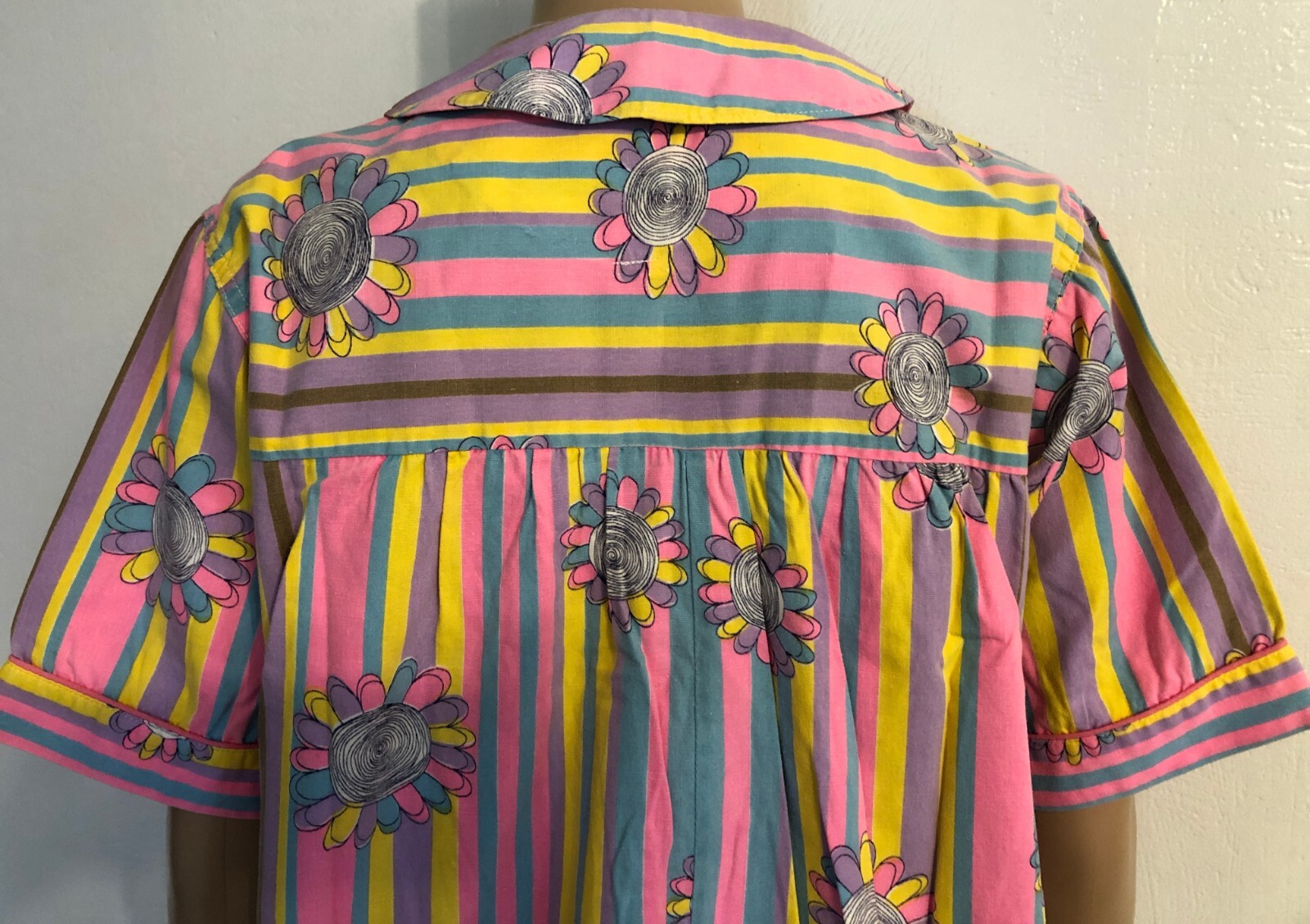 vtg 60s Psychedelic flower power Hippie Caftan Dress house coat Sz M