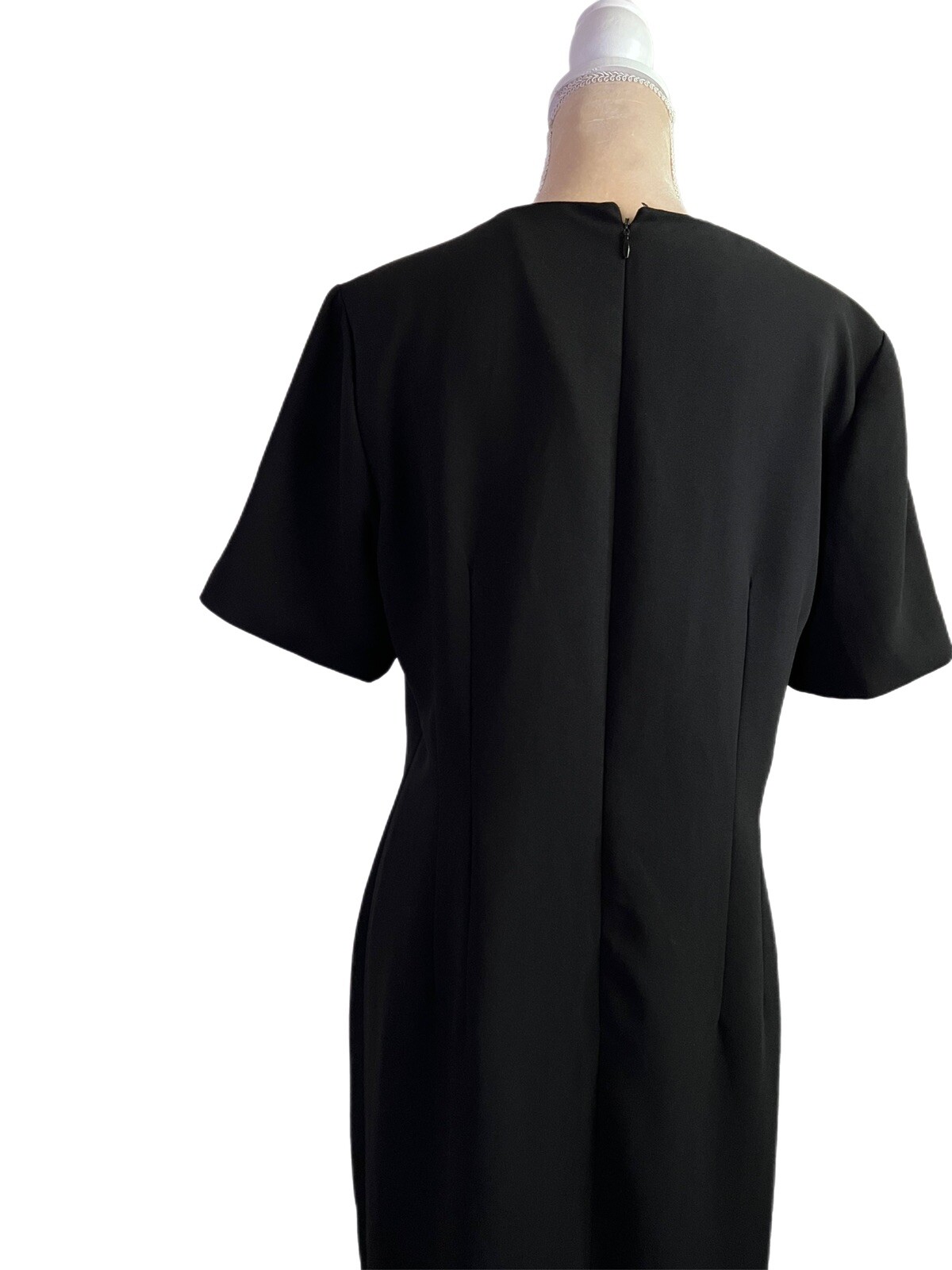 Vintage Worthington Black Lined Shift Dress Size 10 Made in Honduras