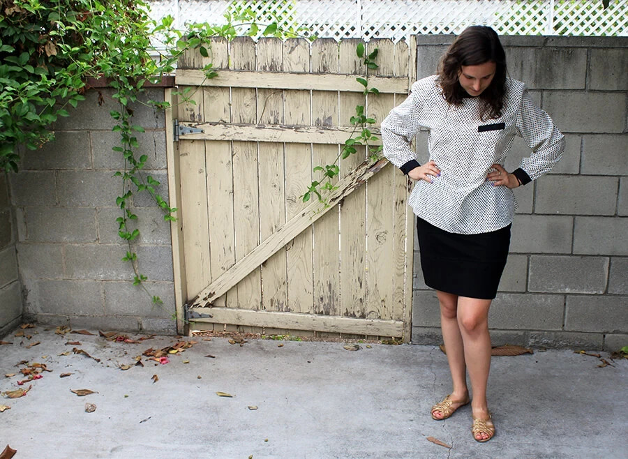 Vintage Diamond Print Long Sleeve Blouse Size 10 geometric black White 80s 90s