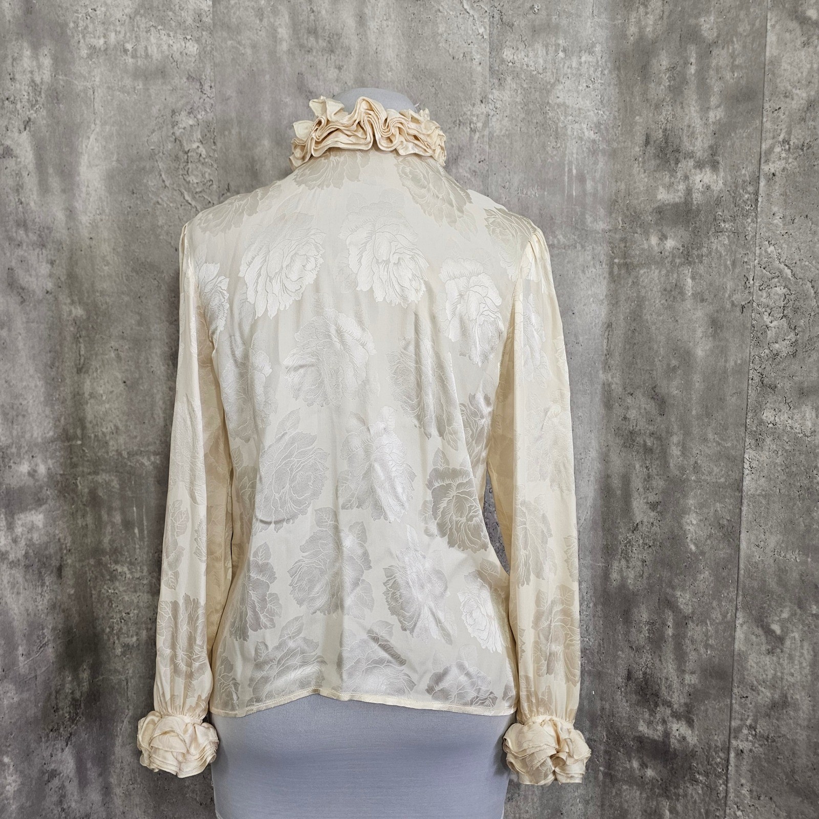 Vintage Ivory Floral Jacquard Ruffle Neck Blouse Romantic Cottagecore Womens M
