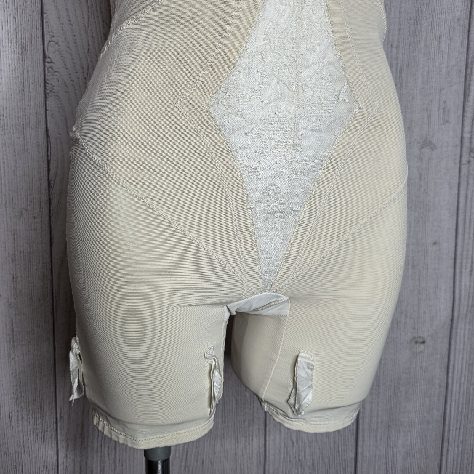Vintage Montgomery Ward Long Leg Shapewear Body Briefer Garter Tabs Size 38