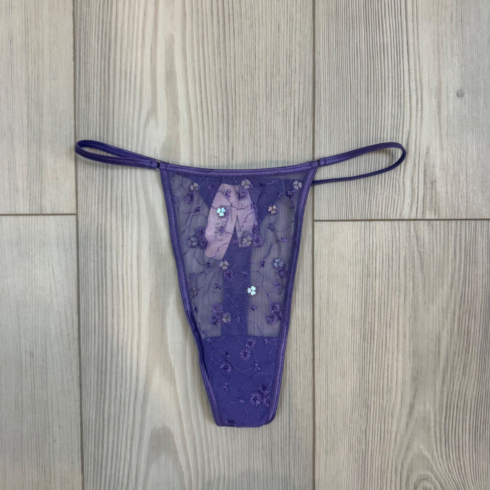 Vintage 2001 Victoria&rsquo;s Secret Purple Floral Mesh Sequin Thong V-String NWT S