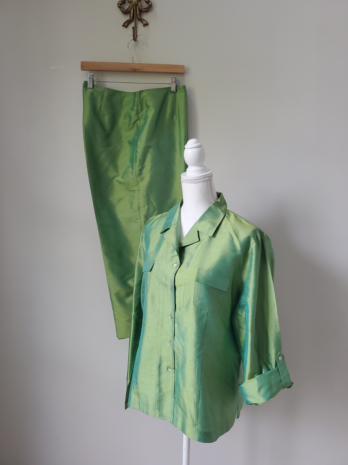 ALLISON TAYLOR Vintage Silk Lime Green 2pc Pant / Jacket Suit Women&rsquo;s XL /14