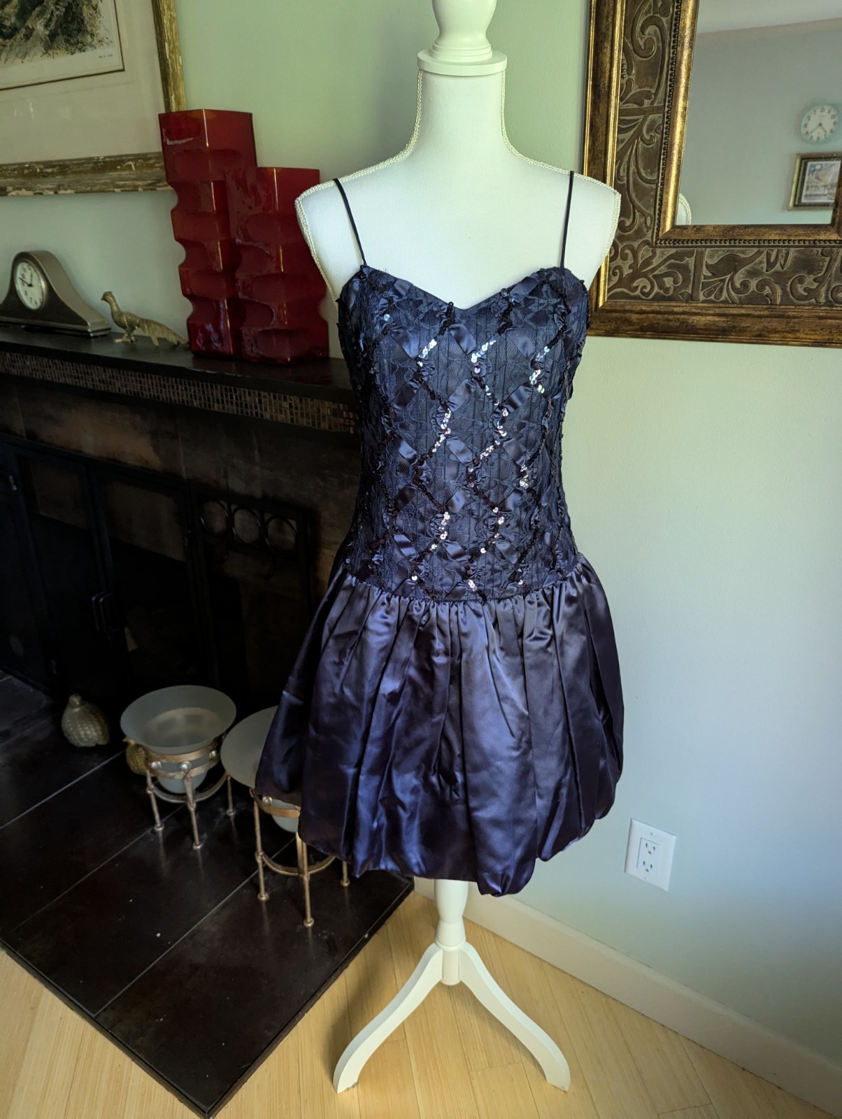 Vintage 80&rsquo;s Size Small/Med Formal Sequin Lace Ribbon Bodice Bubble Skirt Dress