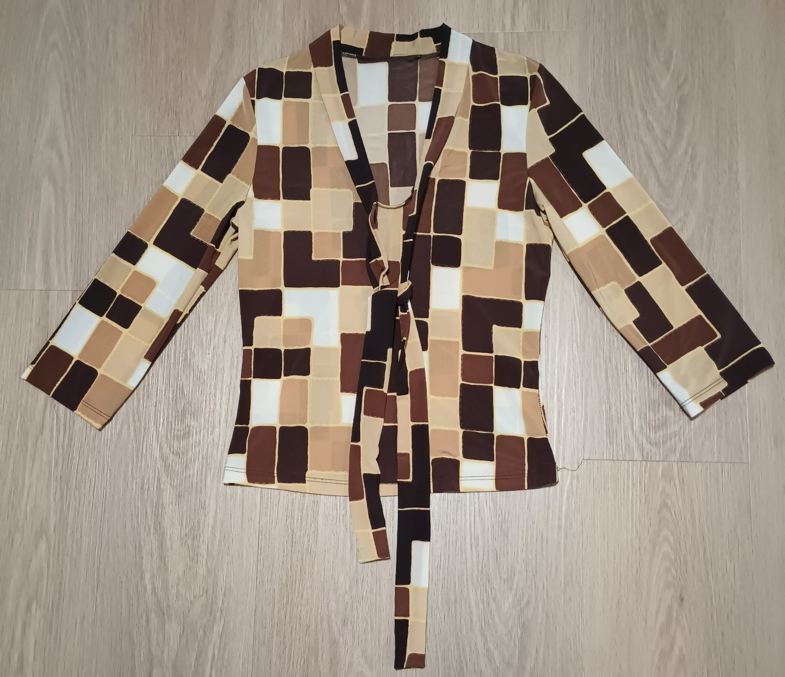Vtg 70s MOD Geometric 3/4 Sleeve Beige Brown Career Ascot Top stretch S XS