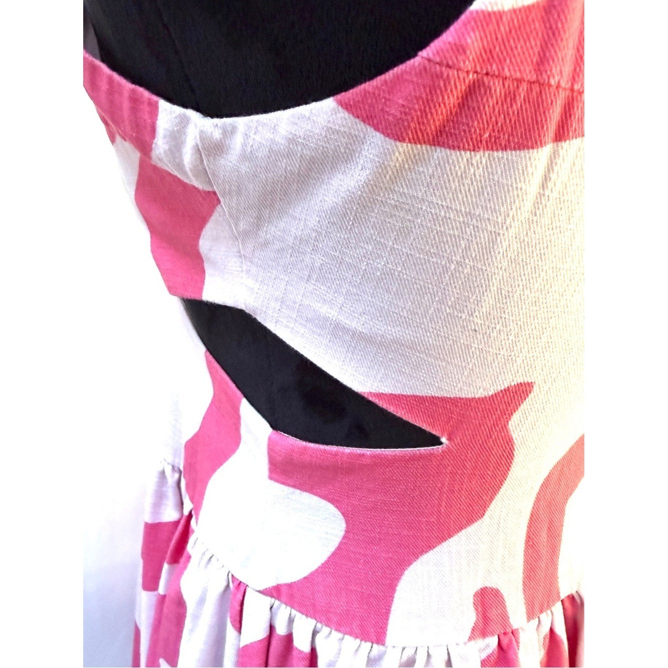 Urban Revivo Side Cutout Pink on Pink Graphic Swirl Retro Midi Dress, Size 4