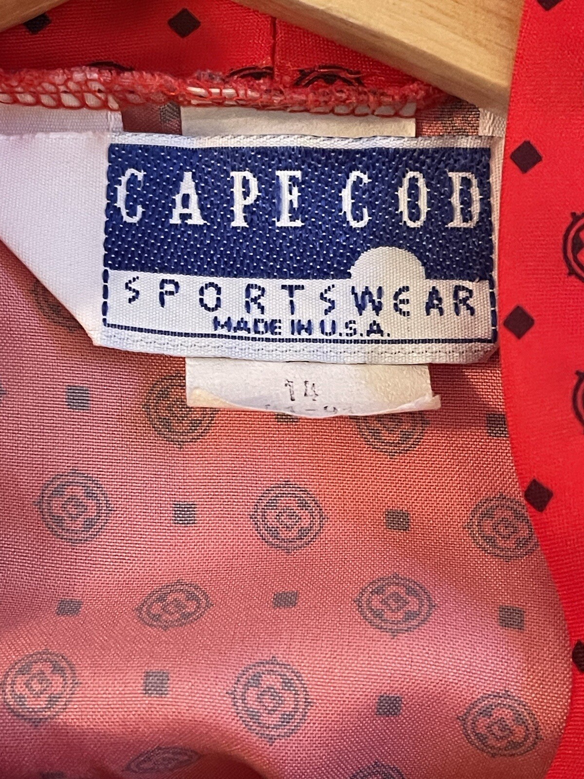 Cape Cod Brand Vintage L (14) Red Black Tie Neck Blouse Feminine Spring Look