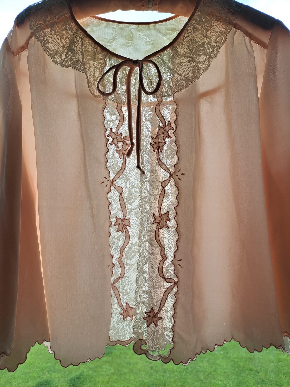 Vintage Peach Satin Bed Jacket Silk Blend Lace Trim Applique Sz S/M/L Scalloped