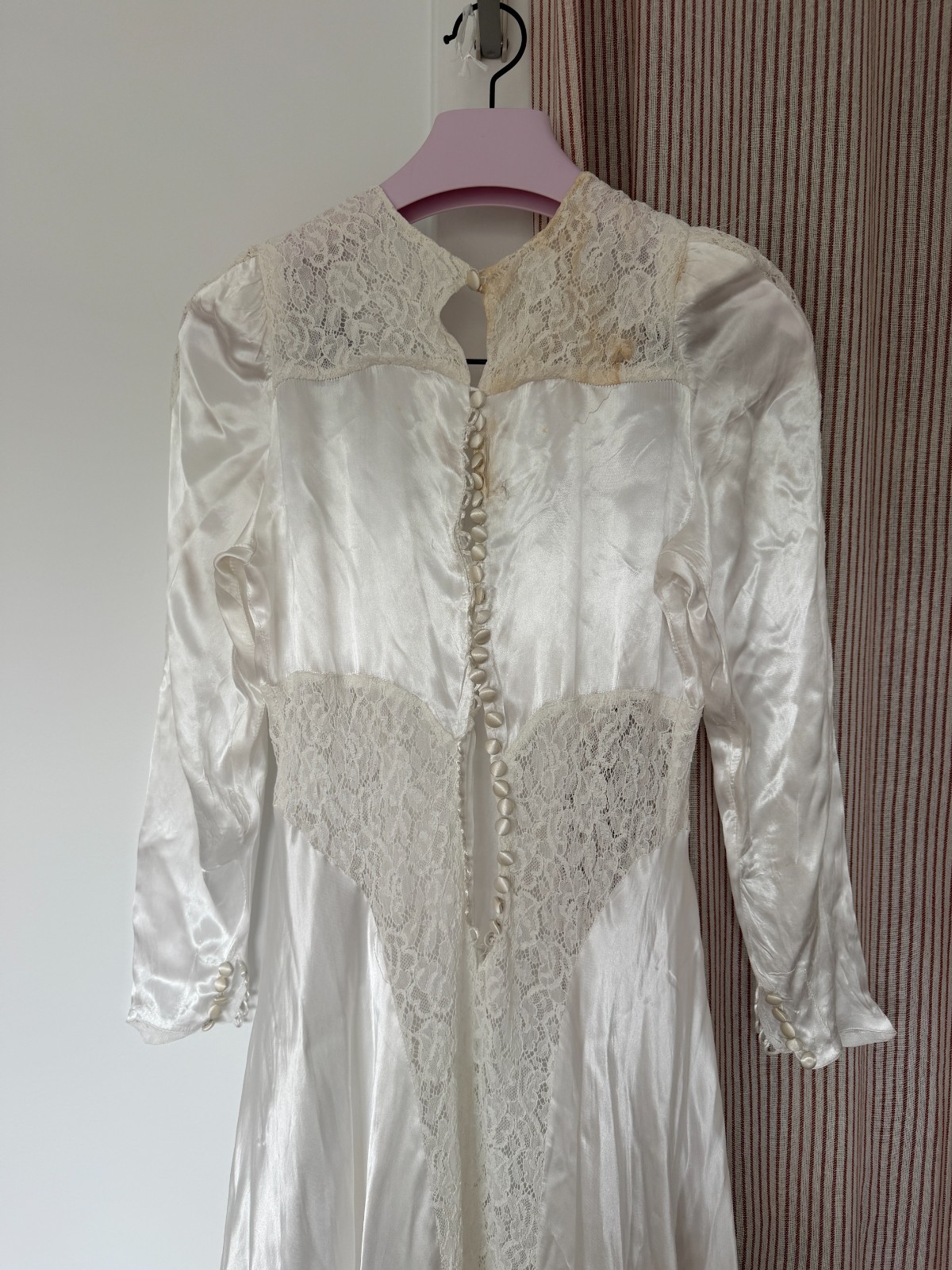 1940s Cathedral Wedding Dress