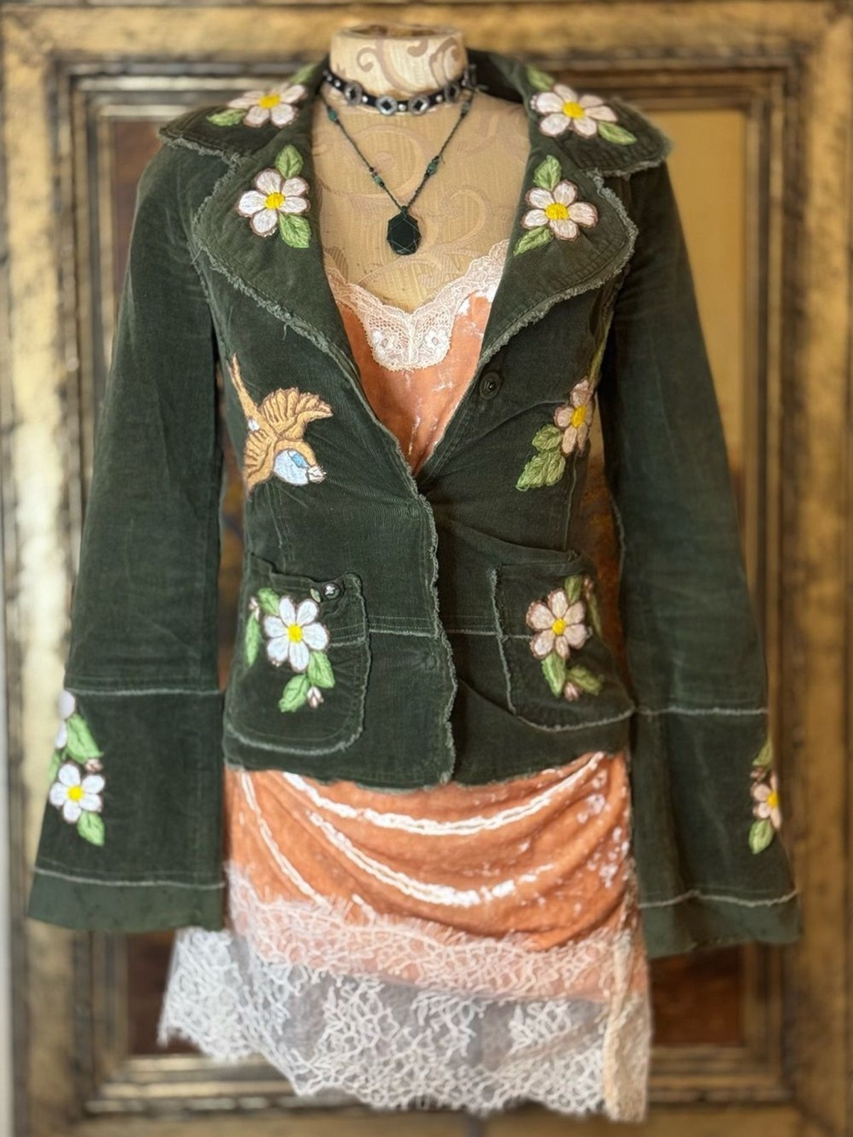 Joystick Hand-Embroidered Velvet Jacket – Olive Green Boho Blazer Rare – S/XS