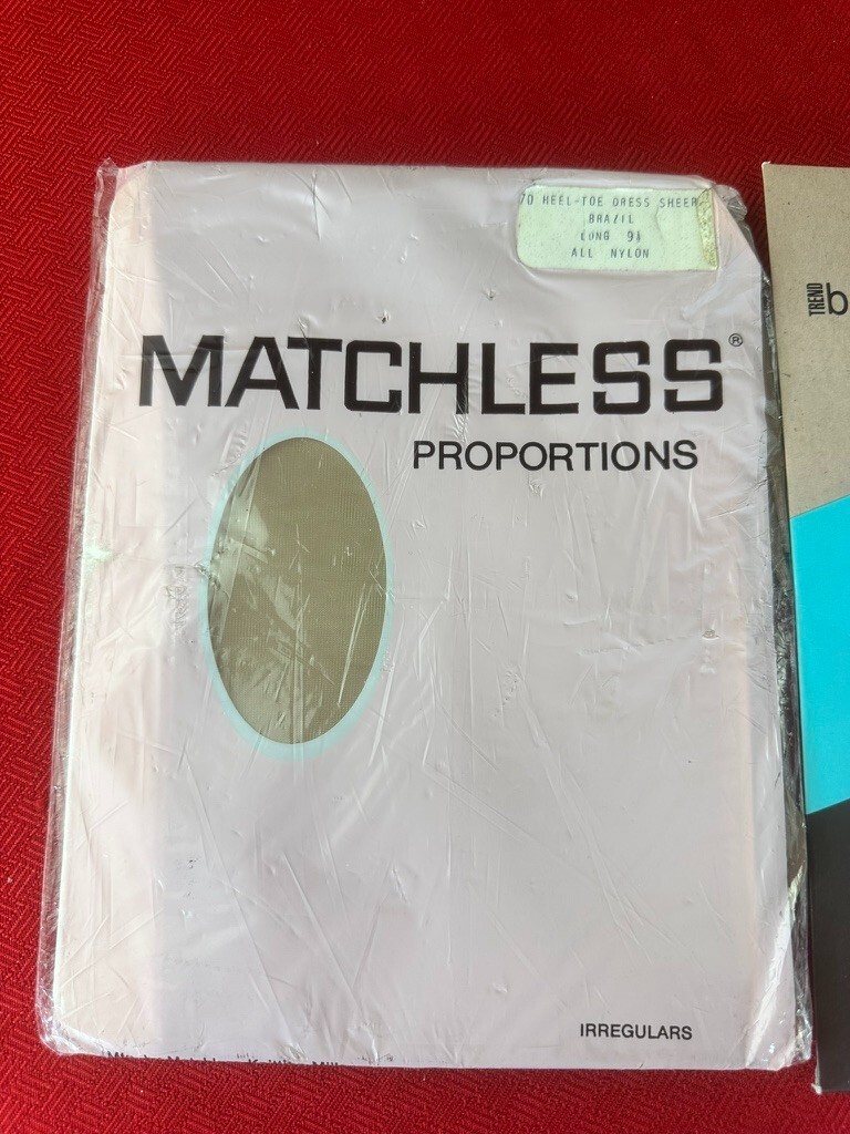 VTG 2 LOT Mix Matchless & Trend Basics Stocking Panty Hose 9.5 Long Fashion
