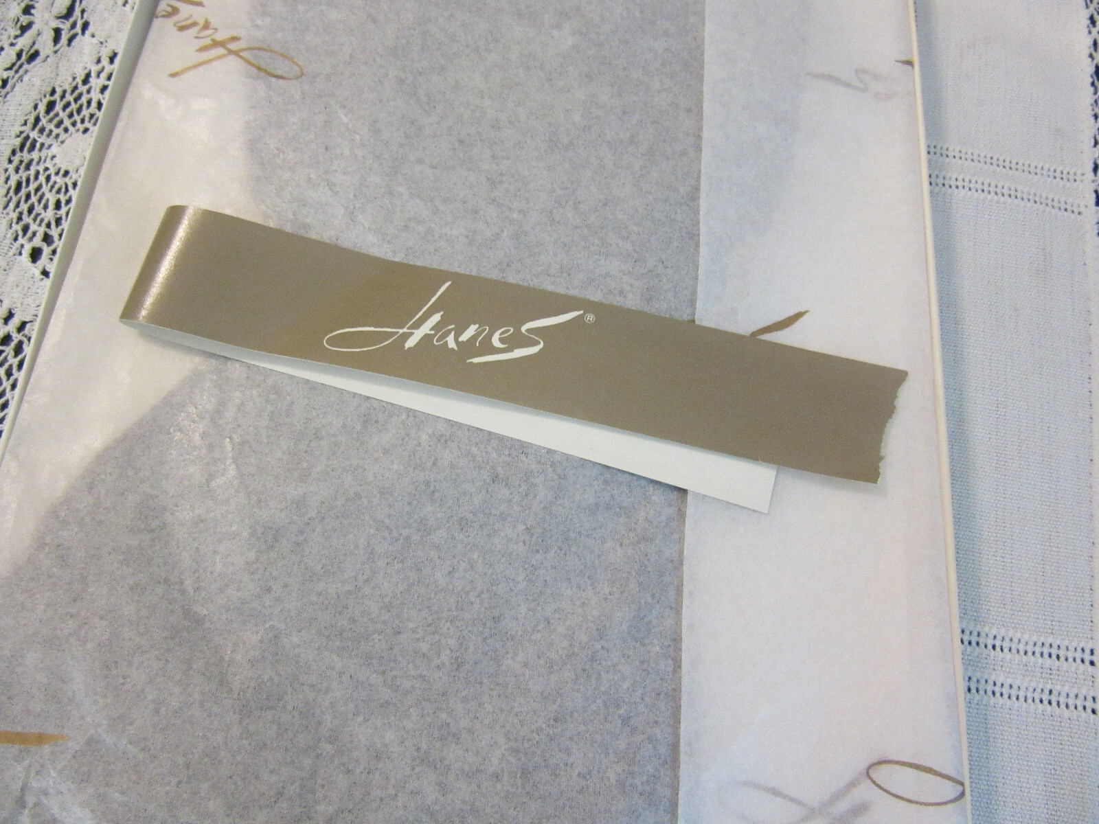 HANES Cantrece ll Heel & Toe vtg NYLONS Sz 9 1/2, 10 1/2 Long TOWN TAUPE 2 Pair