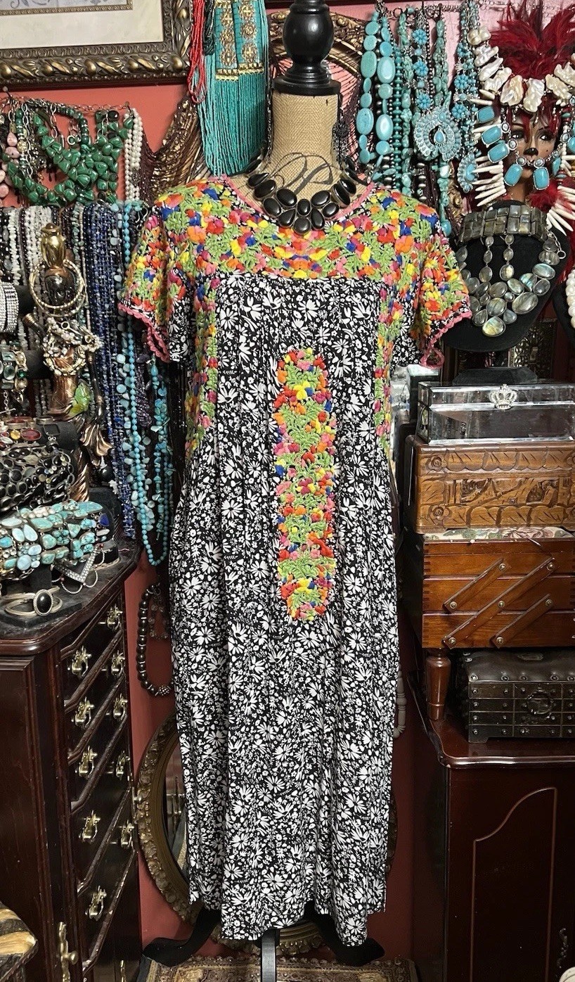 Beautiful “Sister Mary” Black And White Multi Floral Color Embroidery Oaxacan ML