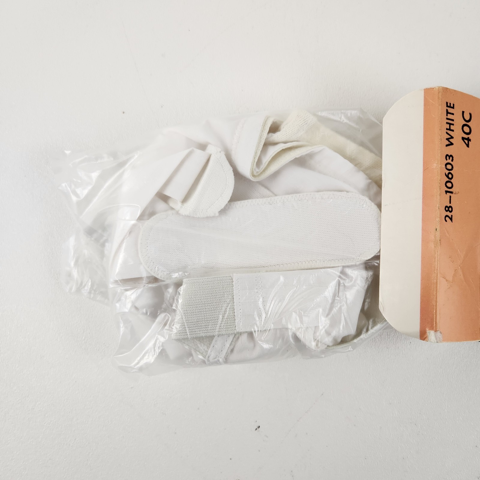Montgomery Ward Full Figure Bra 40c Soft Shoulders Adjustable Cushioned White