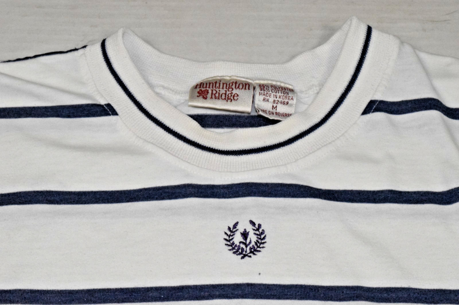 Vintage T-Shirt Huntington Ridge Size M 90s Navy Blue White Stripe Ringer