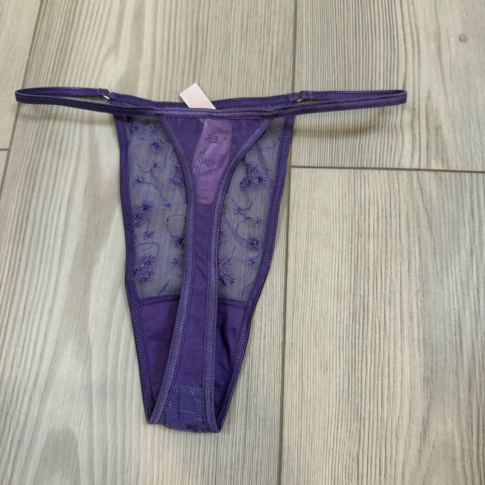 Vintage 2001 Victoria&rsquo;s Secret Purple Floral Mesh Sequin Thong V-String NWT S