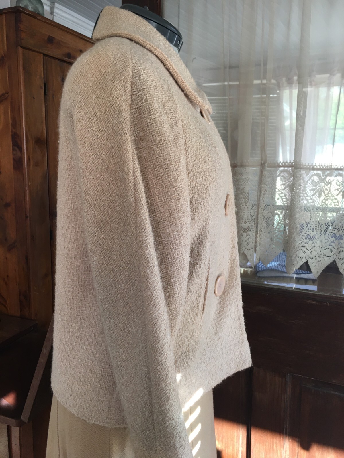 1940s Malwin Ivey&rsquo;s L Textured Wool Oatmeal Swing Box Suit Jacket Fully Lined
