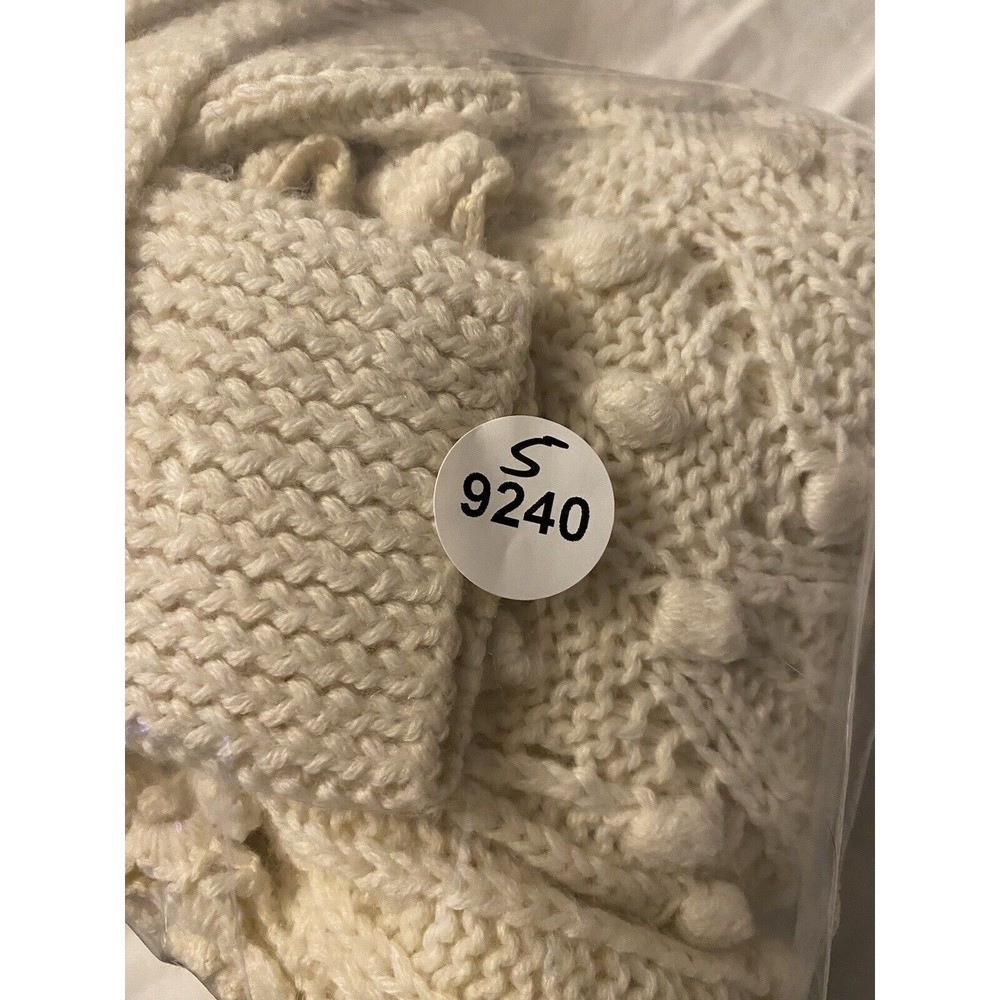 SSG Catherine Lover Vintage size M Medium sweater High Neck crochet Pom Pom