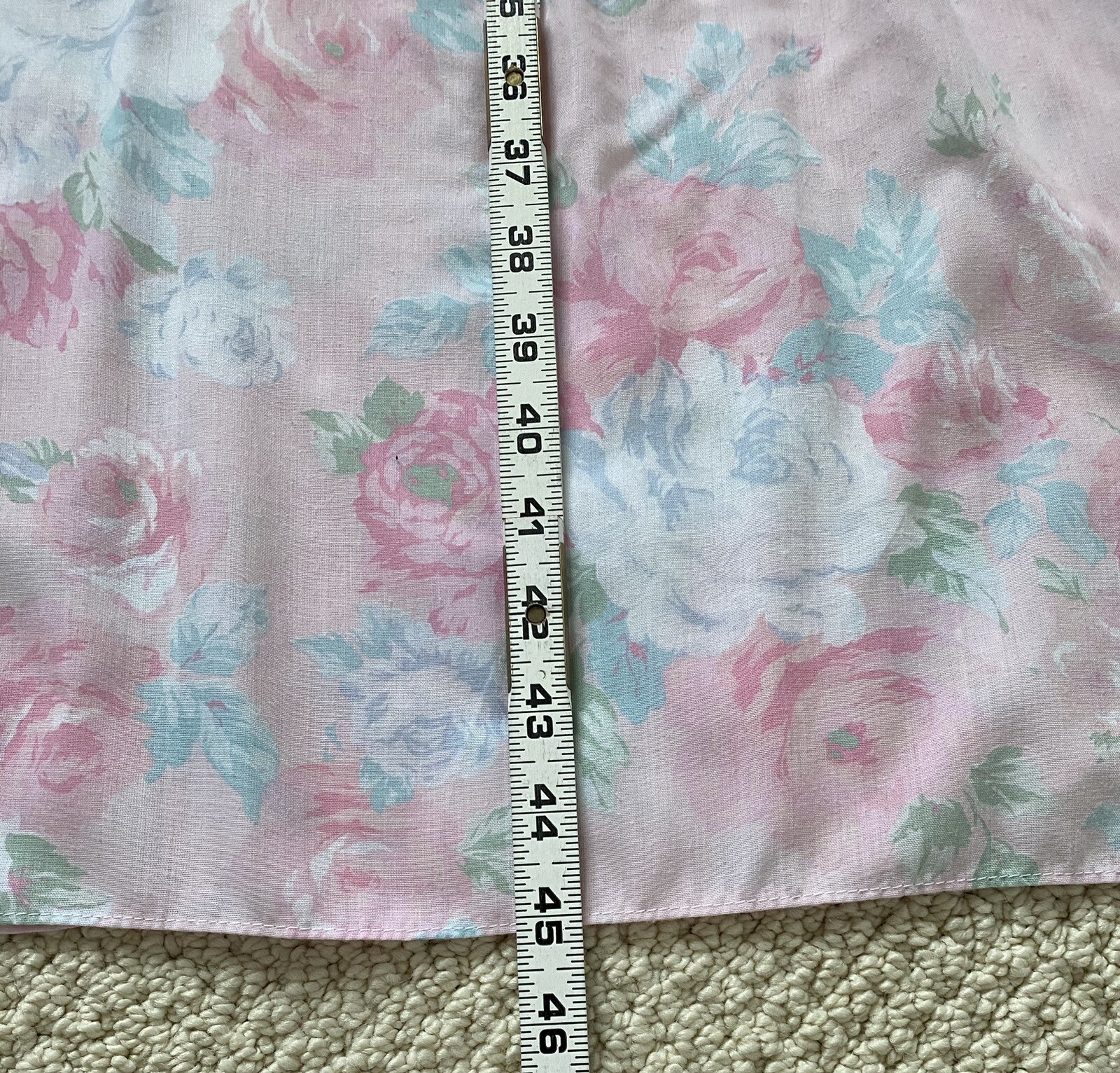 Vintage Miss Elaine Women&rsquo;s Floral Nightgown with Flutter Sleeves SZ M