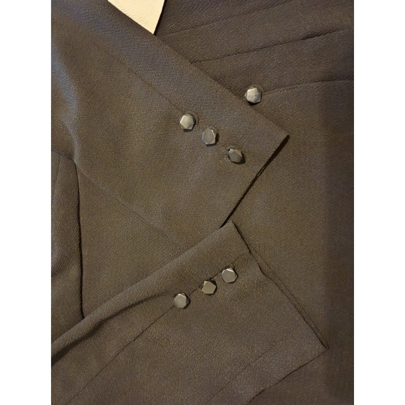 VTG Source Unknown Women&rsquo;s Black Midi Dress with Cream Trim Pleated Sz S