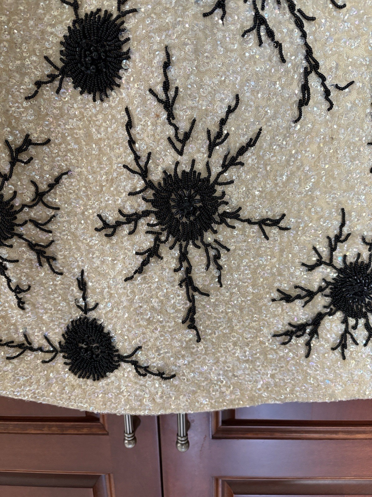 1950s Hand Beaded SequenceTop in Cream and Black. Made in Hong Kong | Large