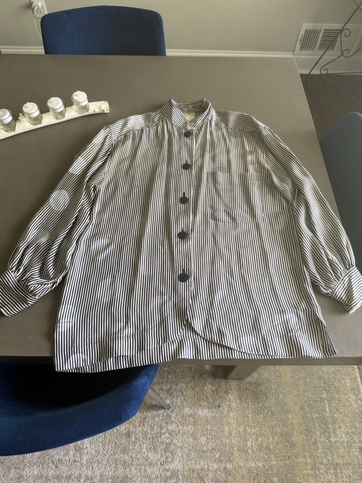 Vintage Yves Saint Laurent women’s 100% Silk Blouse