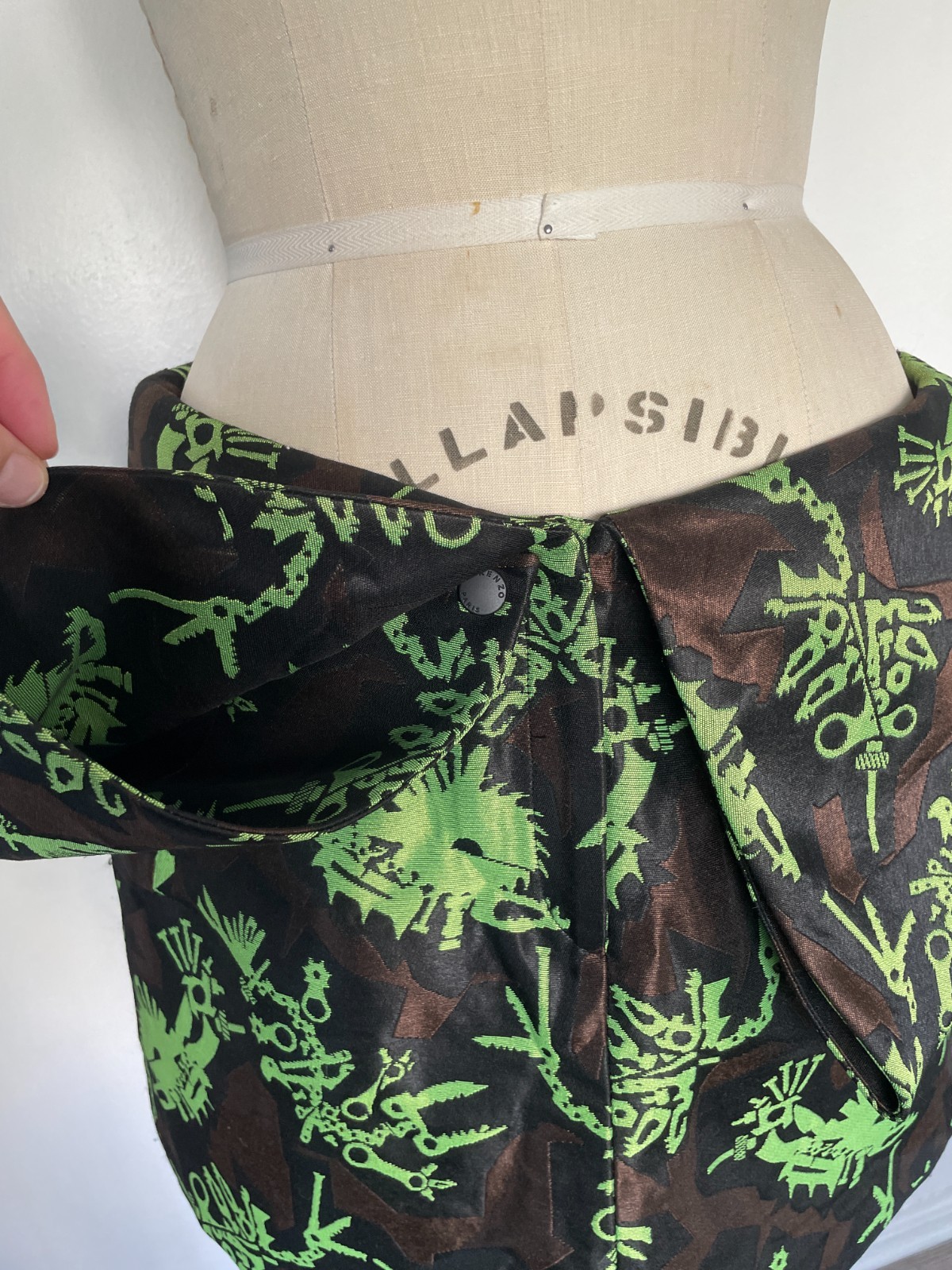 NWOT Kenzo Jacquard Structured Lime Camo Print Mini Skirt Size S | M Sportif Y2K