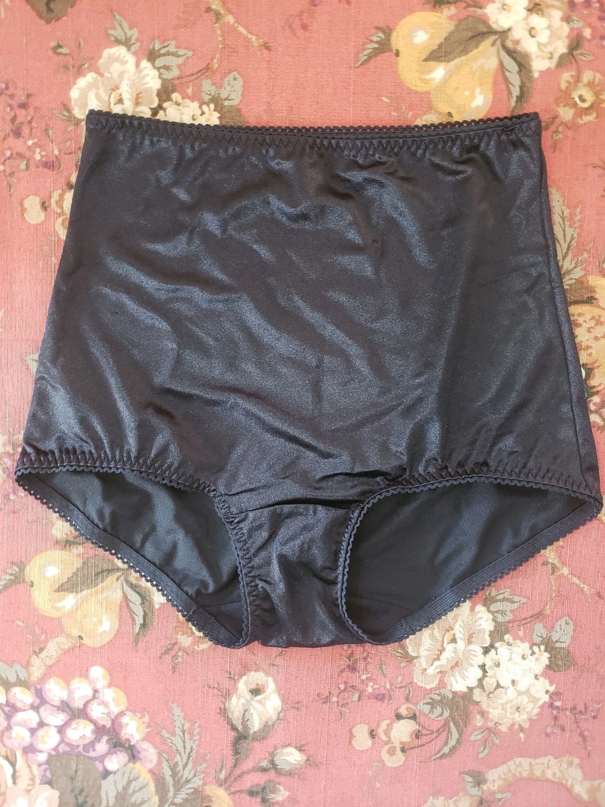VTG Black Girdle Briefs Shiny Underscore Size XL New Support Pantie High Waist