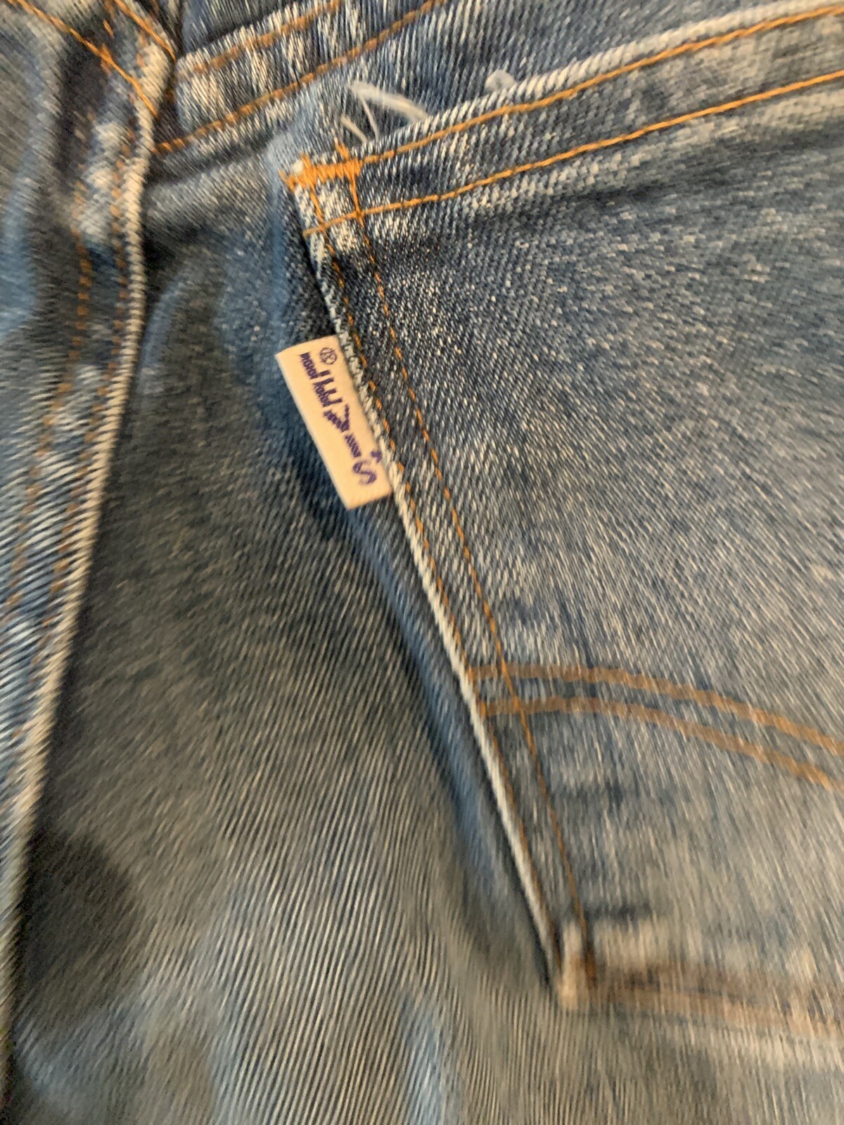 Vintage Women&rsquo;s White Tab Big E High Waist Levi&rsquo;s Jeans 27&Prime; WST / 26.5&Prime; Inseam