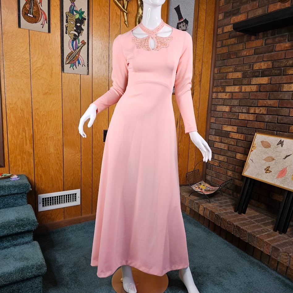 Vtg 70s Mod Bubblegum Pink Beaded Cut Out Neckline Alfred Werber Evening Dress M