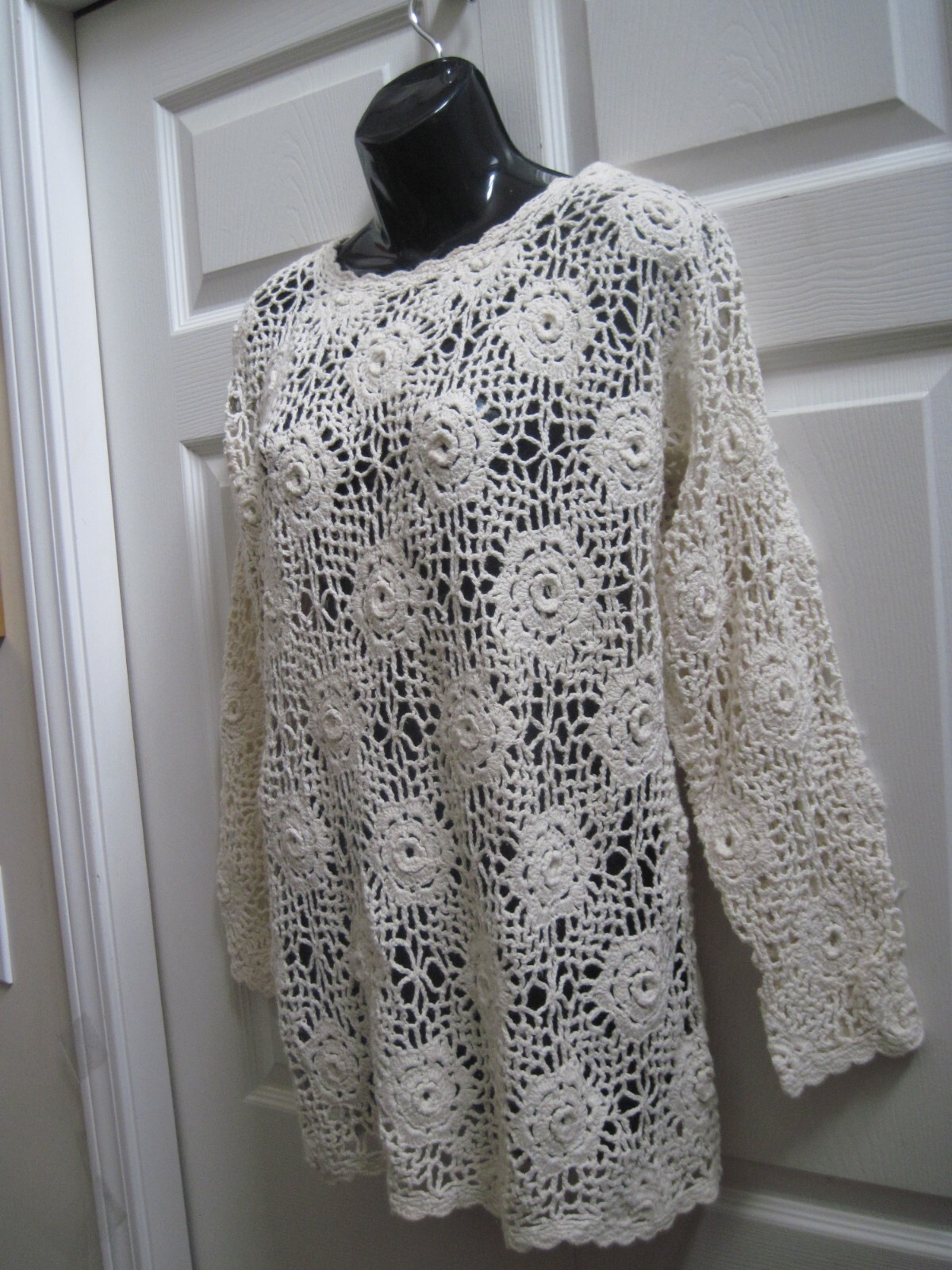 Reference Point Women&rsquo;s Medium VINTAGE Ivory Crochet Knit Top Long Sleeves