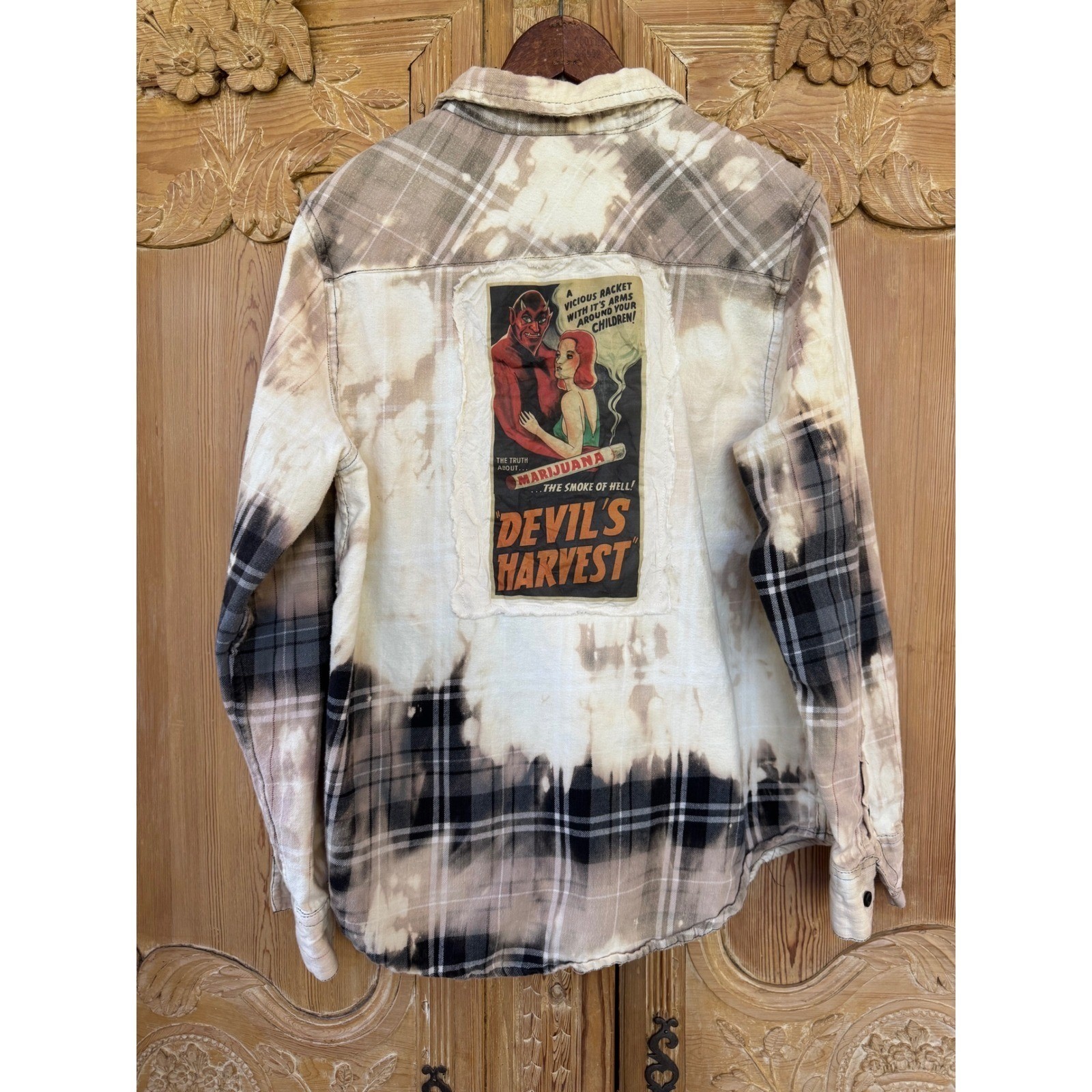 Vintage Marijuana Propaganda Flannel Large Bleached Devil&rsquo;s Harvest Shirt