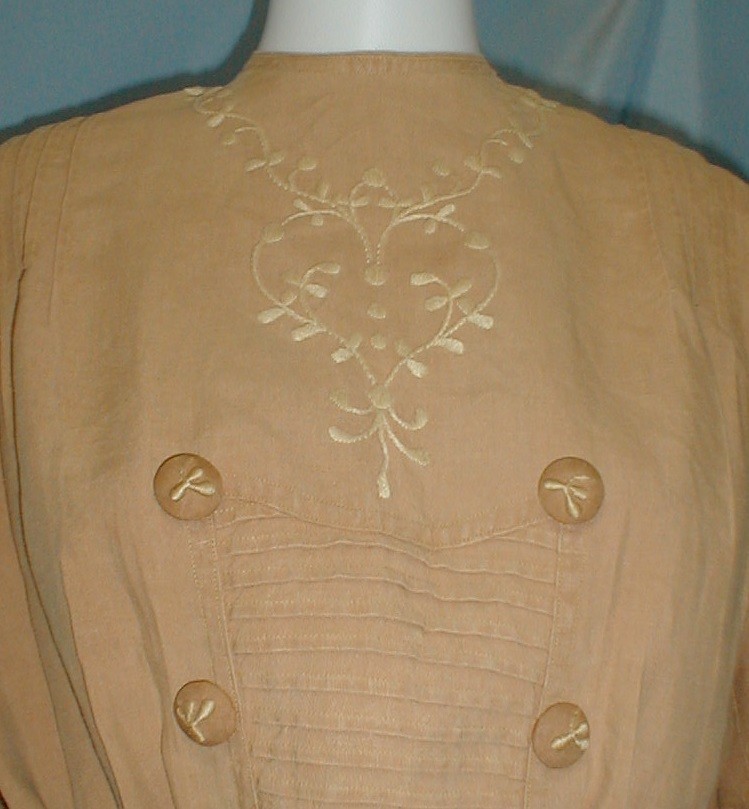 Fetching Antique Dress Edwardian 1912 Tan Linen Embroidered Front