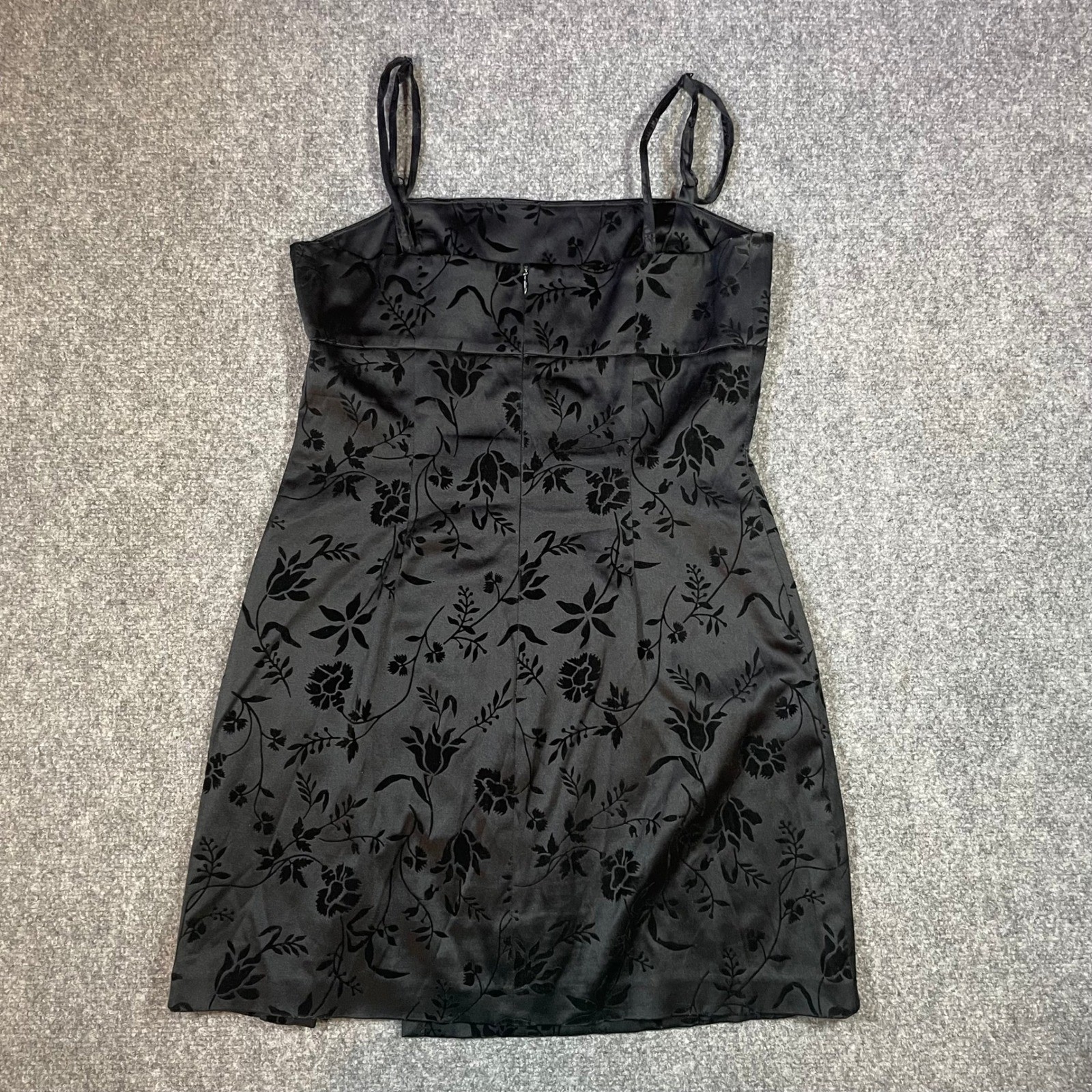 Y2K 90&rsquo;s Guess Mini Dress Womens 7 Black Velvet Floral Burnout Spaghetti Strap